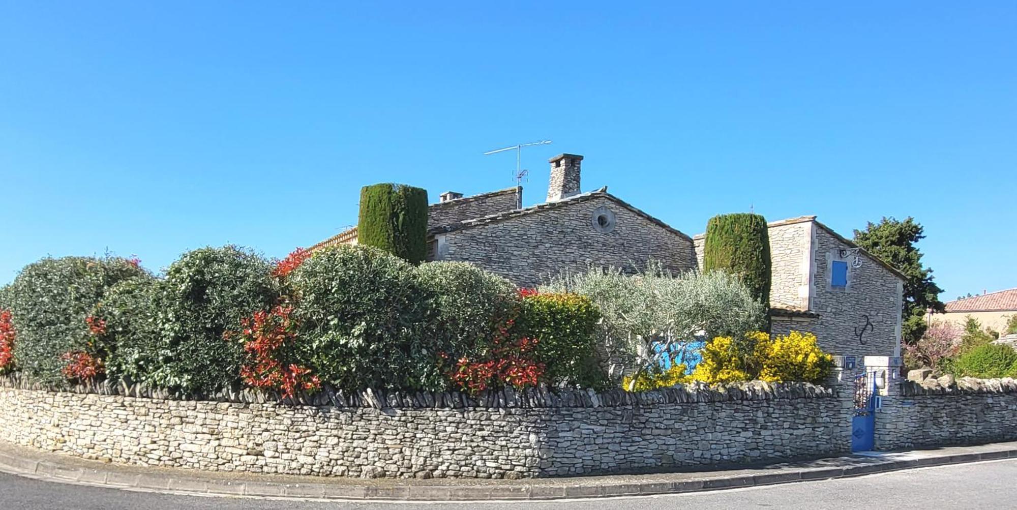 "La Massette Du Cheval Blanc" Villa De Caractere En Pierre L'Isle-sur-la-Sorgue Luaran gambar